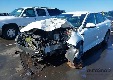 2020 Kia Optima Lx/S/Se из США, поврежденный, VIN 5XXGT4L32LG437682